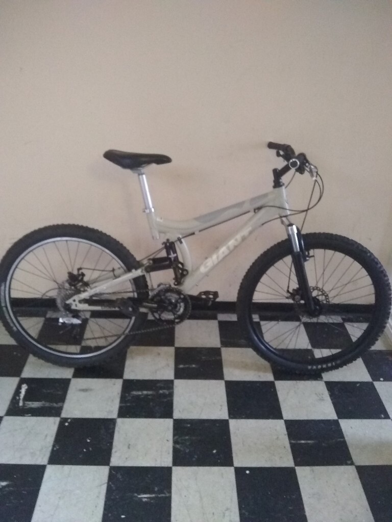 giant vt2 mountain bike
